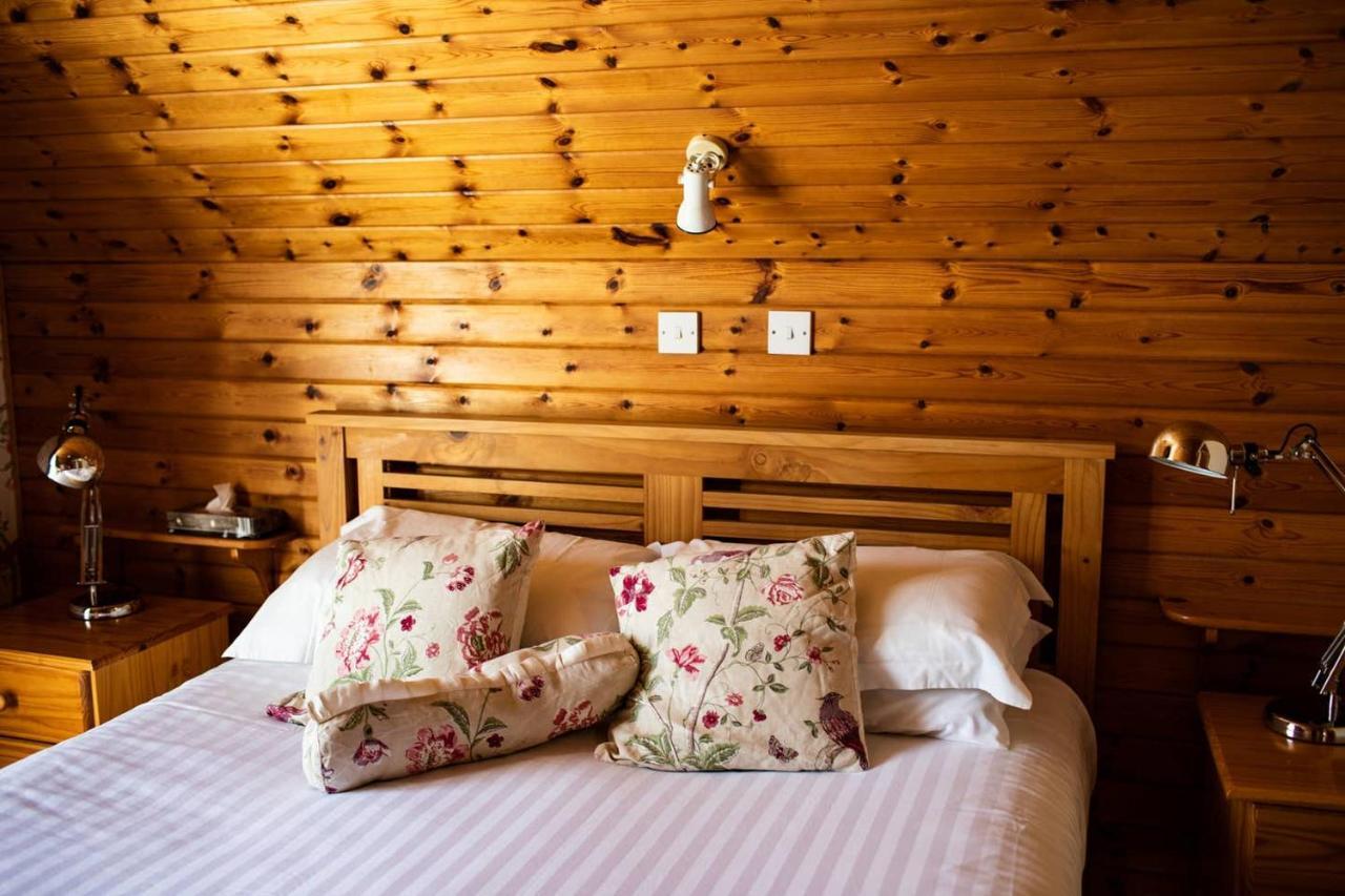 Half Door Cottage ดูลิน ภายนอก รูปภาพ